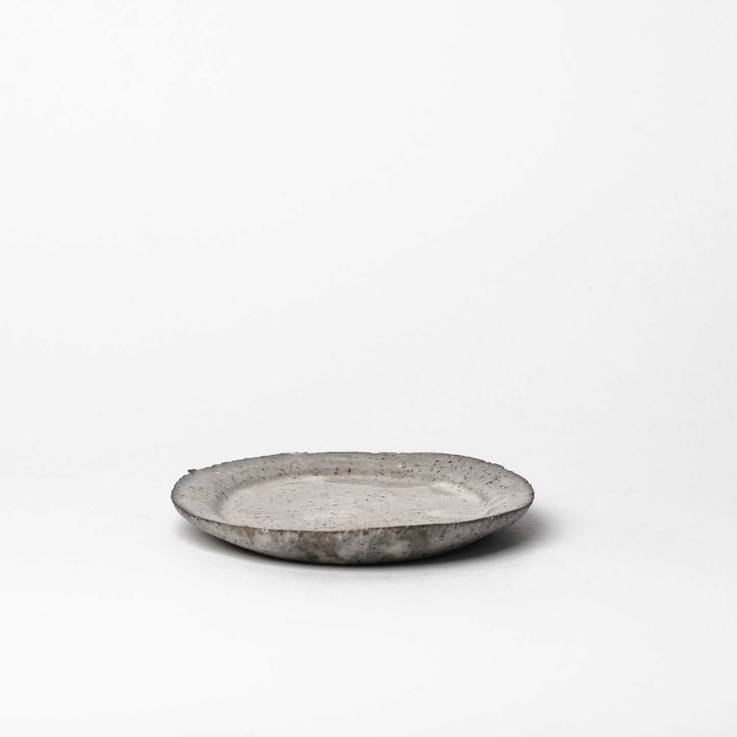 Akiko Yanagawa Oval Rim Plate S White