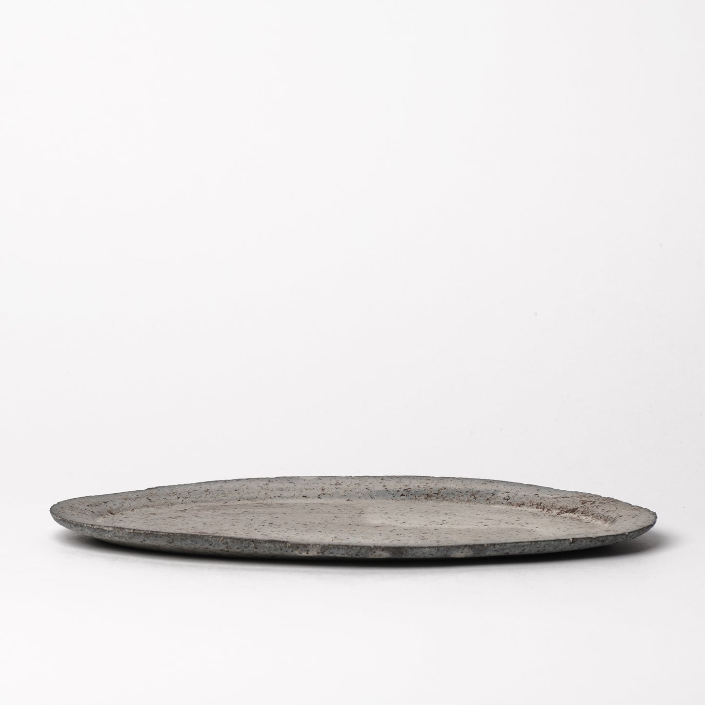 Akiko Yanagawa Oval Rim Plate M White