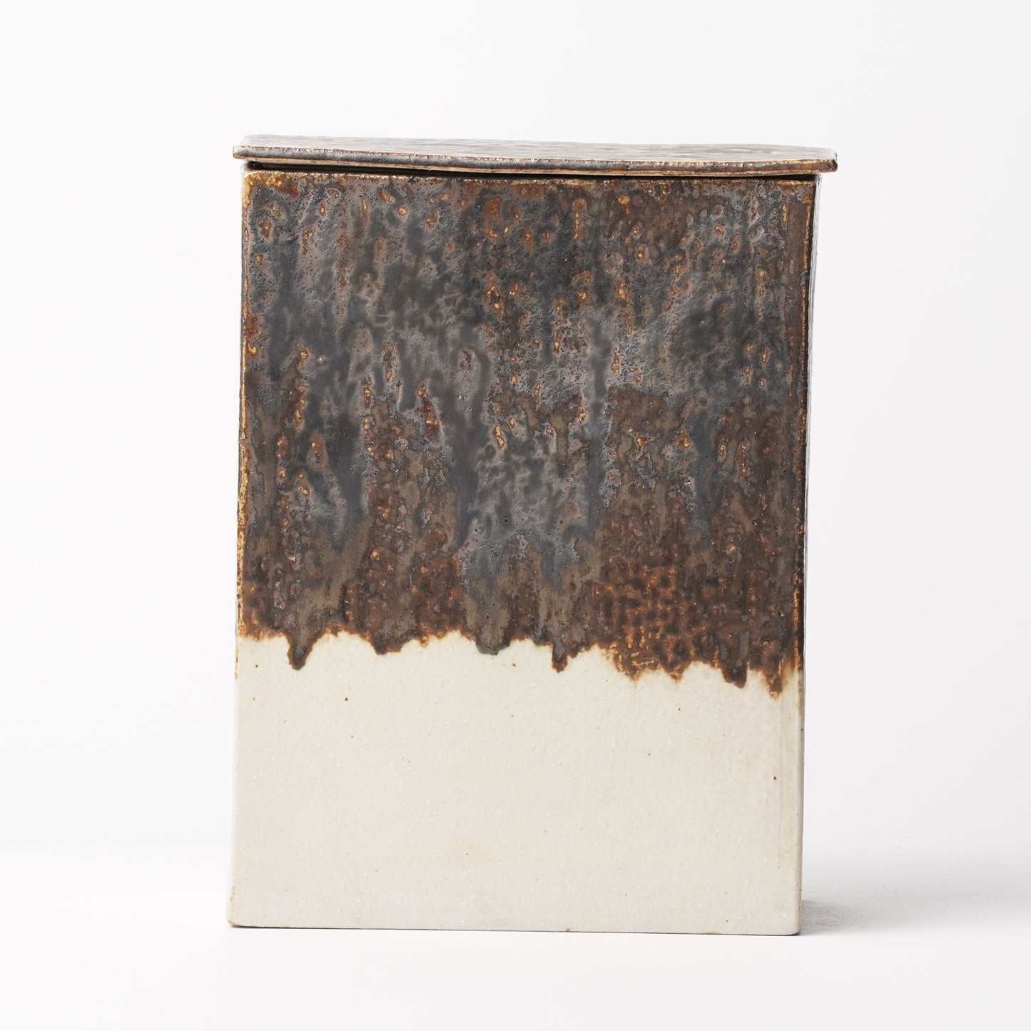 Masato Yamawaki Flower Vase with lid
