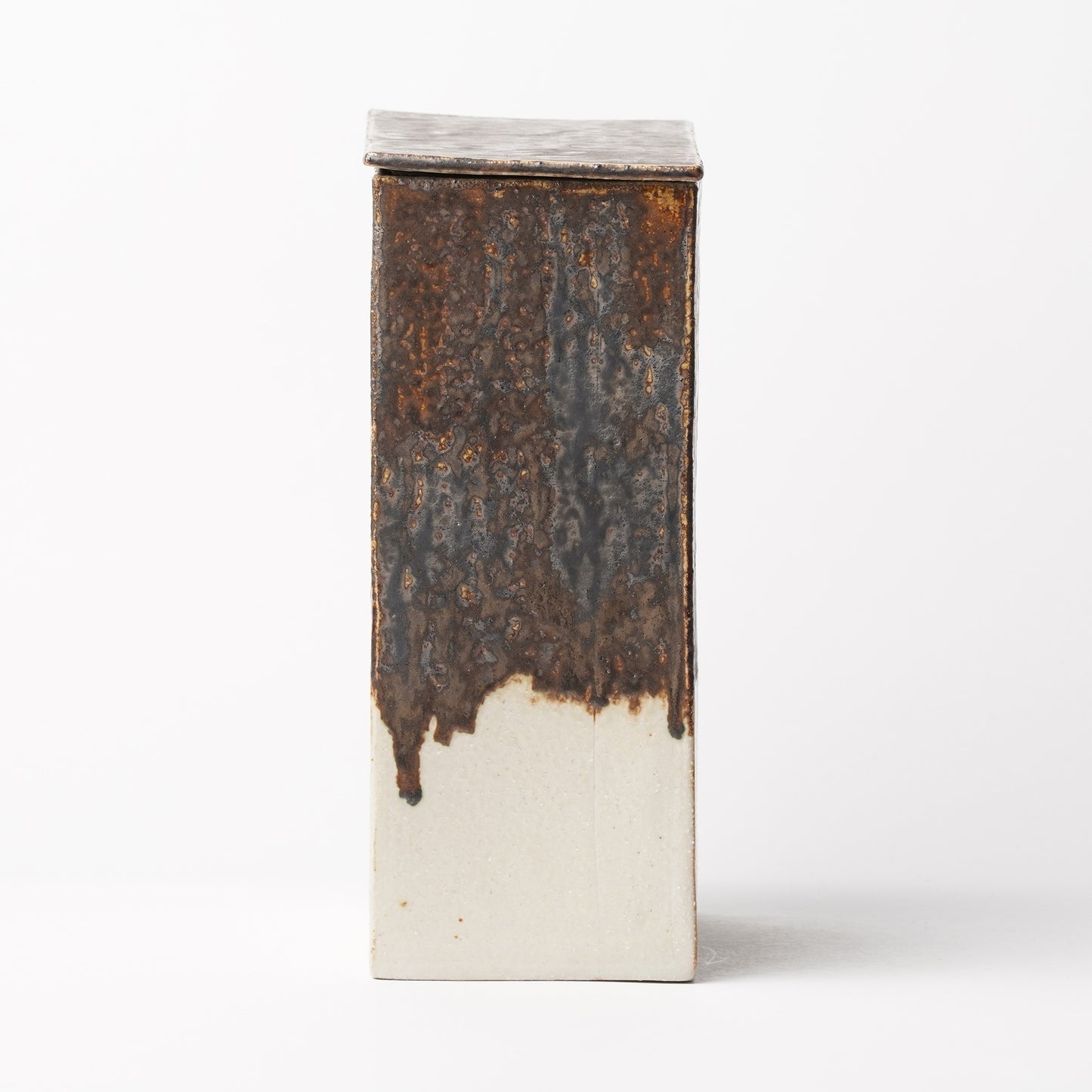 Masato Yamawaki Flower Vase with lid