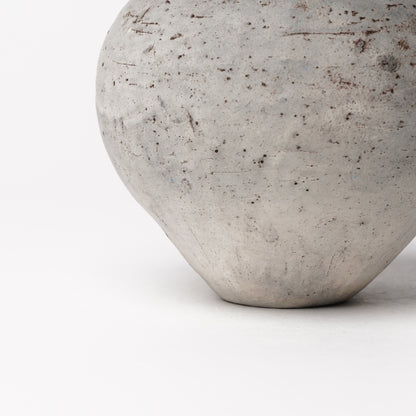 Akiko Yanagawa Flower Vase