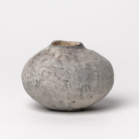 Akiko Yanagawa Flower Vase