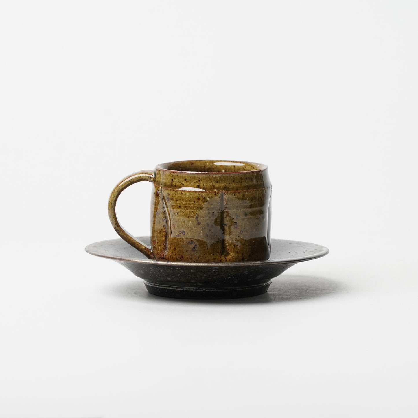 Ryutagama Taki Nakazato Cup and Saucer