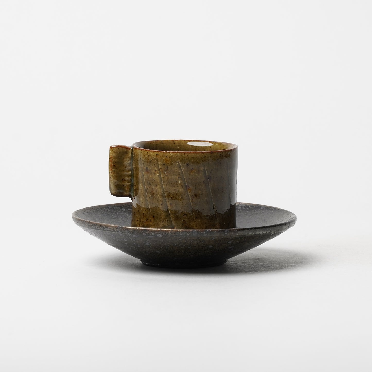 Ryutagama Taki Nakazato Cup and Saucer