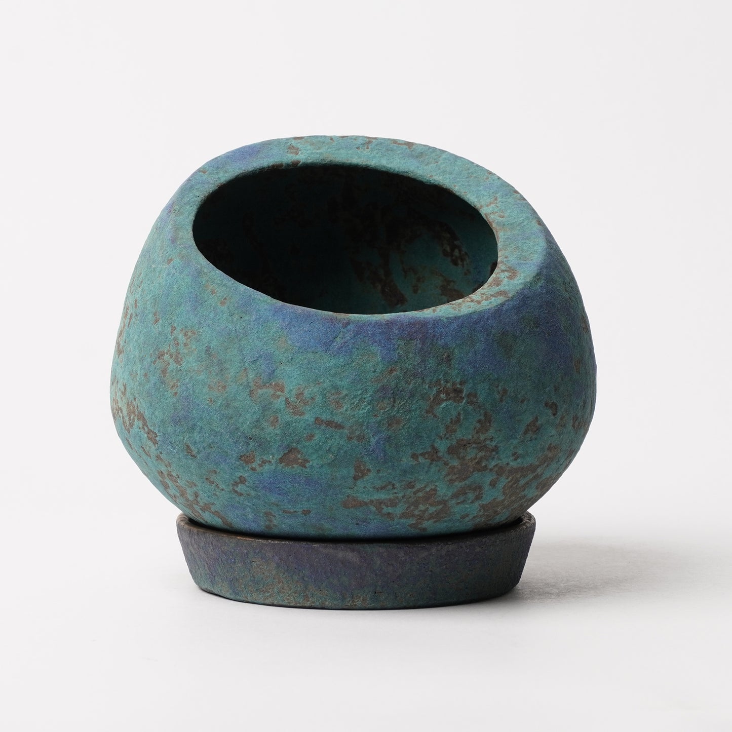 Yusuke WakasaPlanter with Saucer