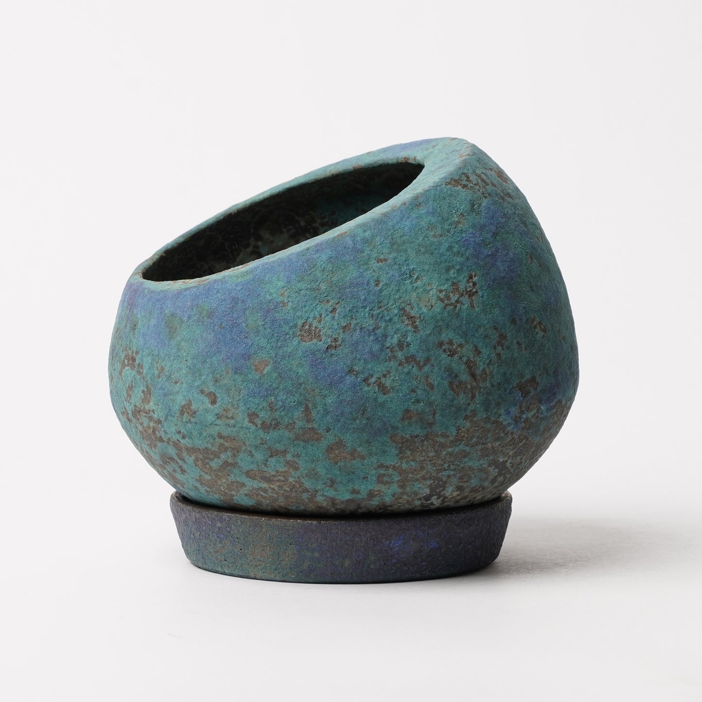 Yusuke WakasaPlanter with Saucer