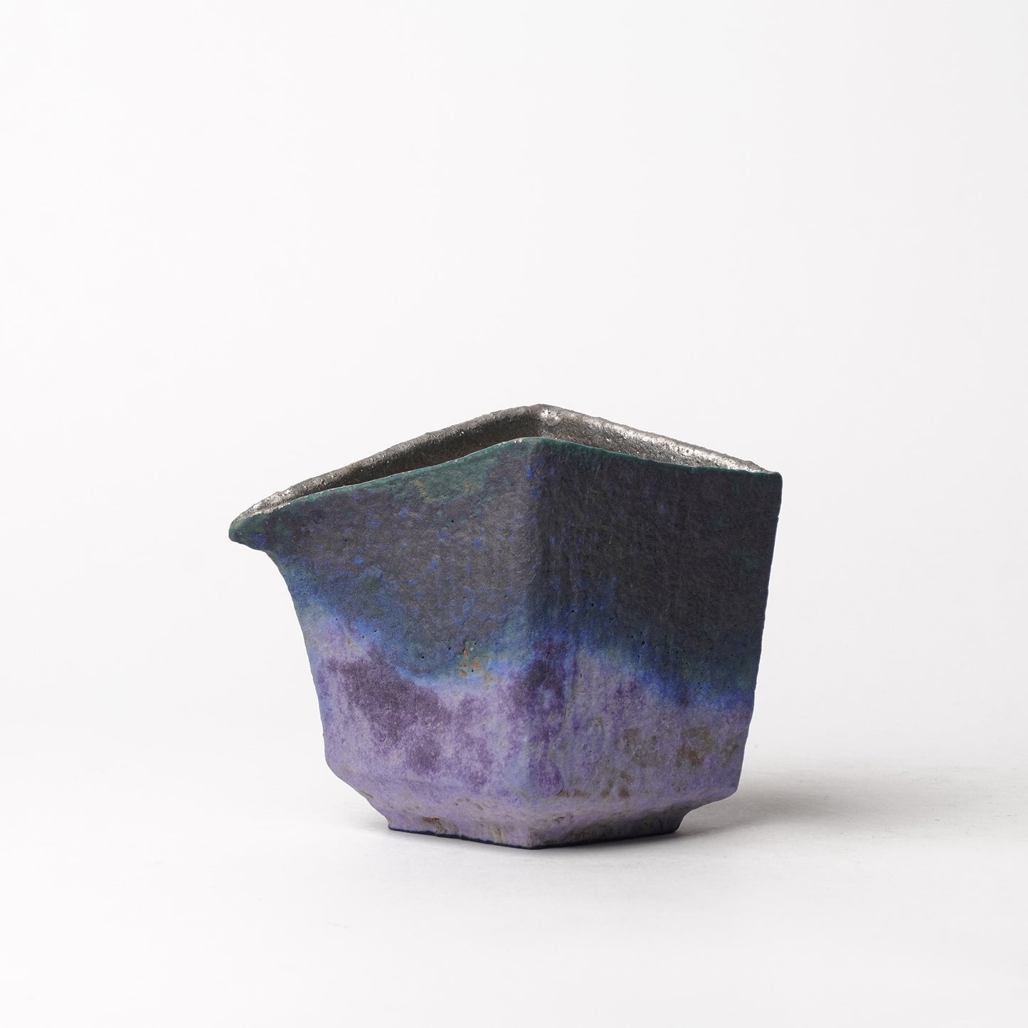 Yusuke Wakasa Katakuchi Sake Dispenser with Platinum