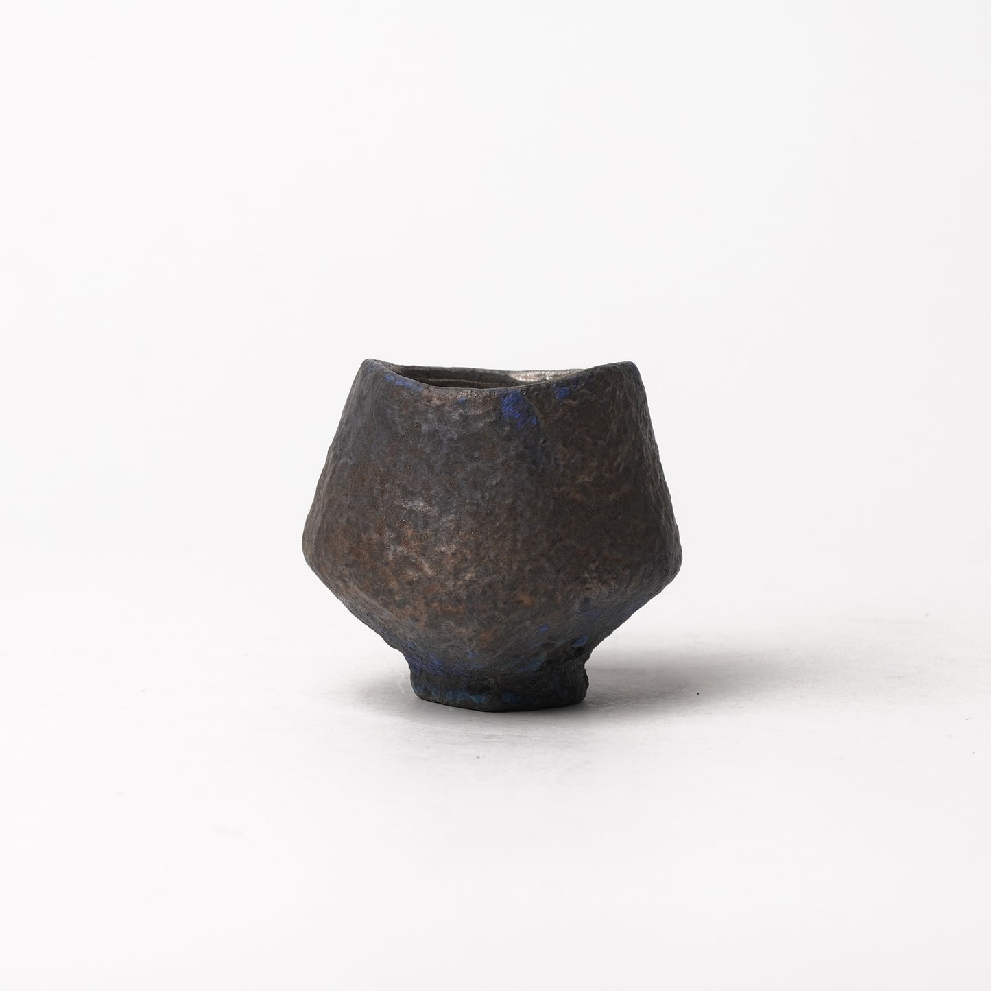 Yusuke Wakasa Guinomi Sake Cup with Platinum