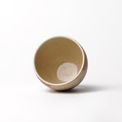 Izumi Sakai Yunomi Tea Cup with gold with gold