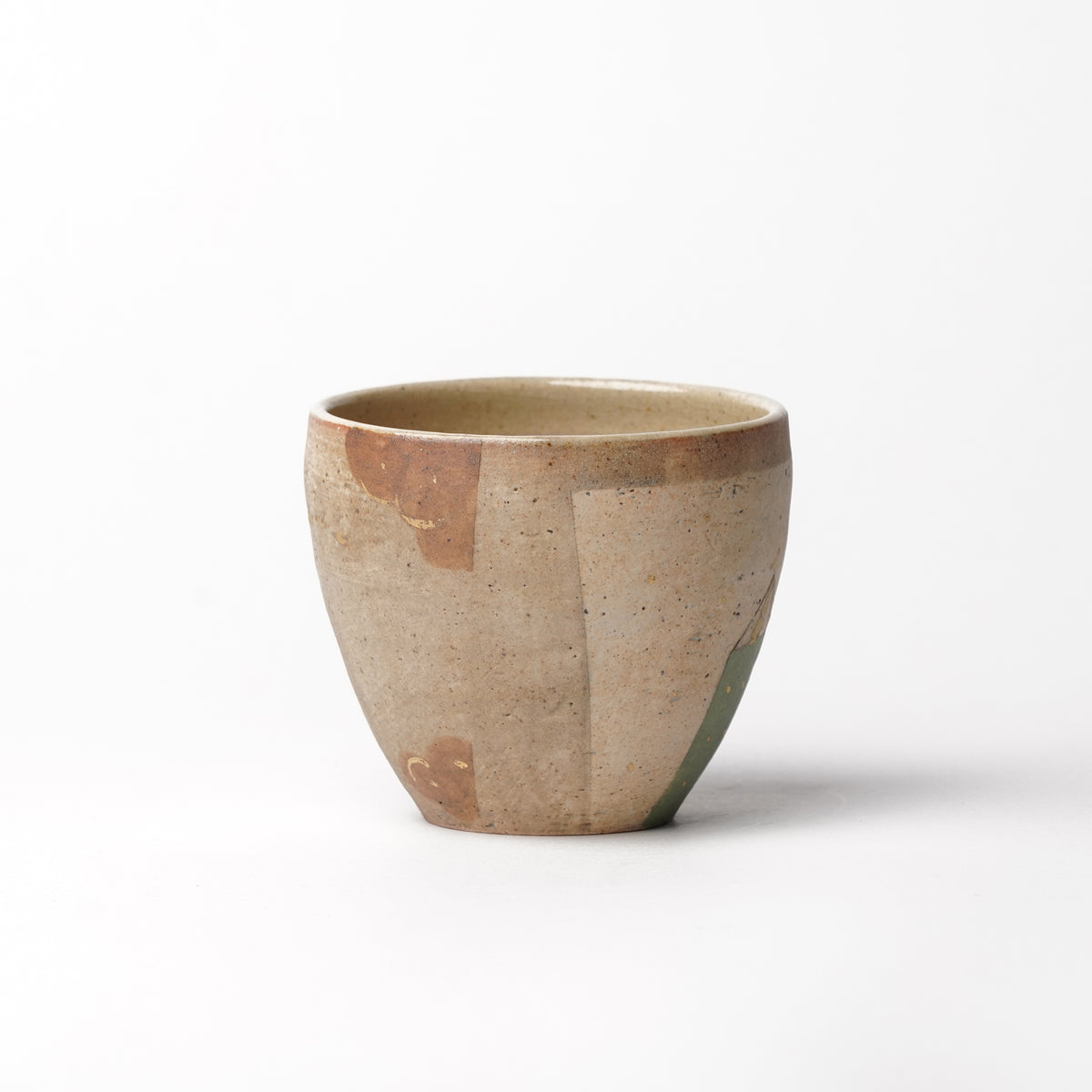 Izumi Sakai Yunomi Tea Cup with gold with gold