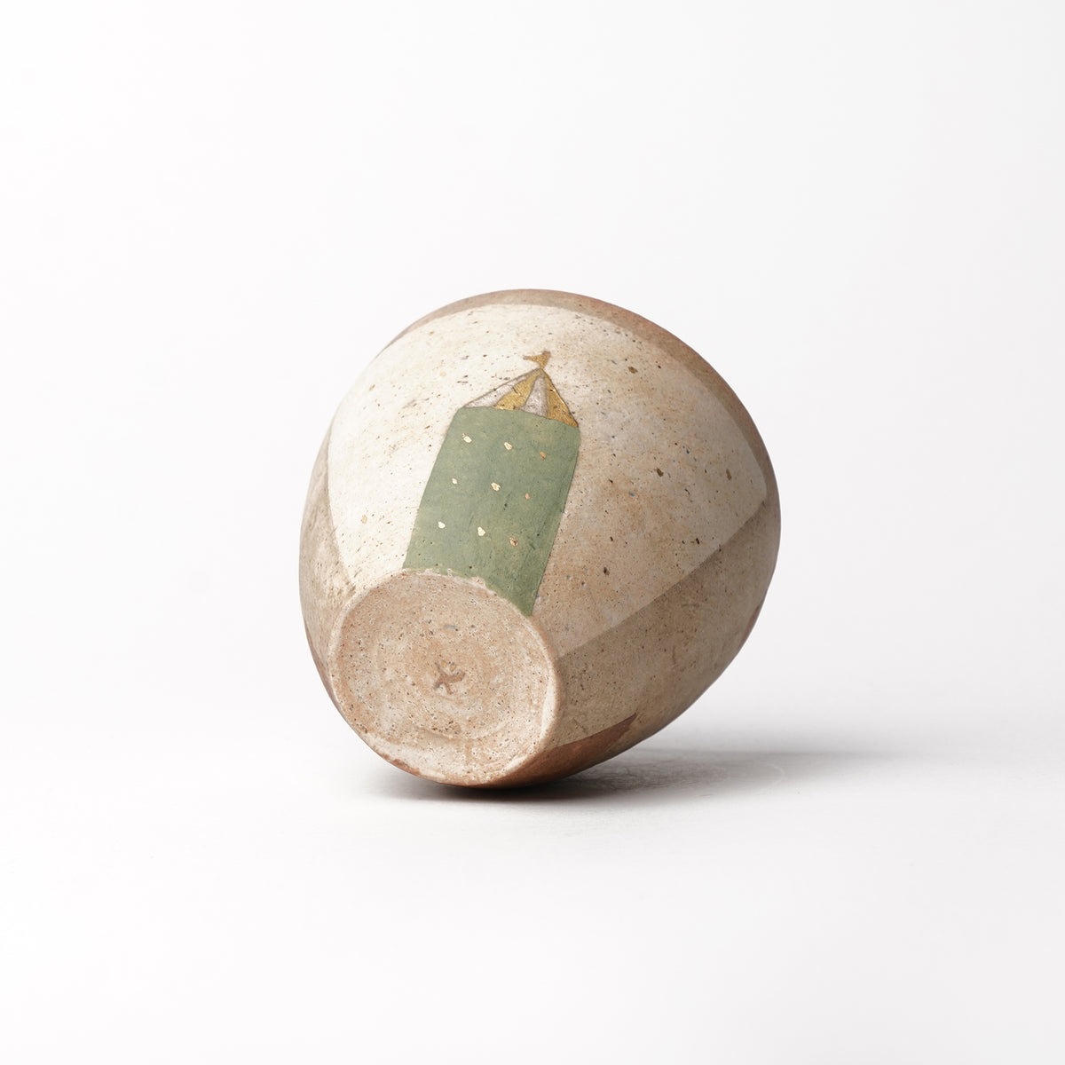Izumi Sakai Yunomi Tea Cup with gold with gold