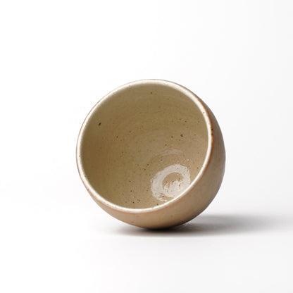 Izumi Sakai Yunomi Tea Cup with gold with gold