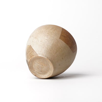 Izumi Sakai Yunomi Tea Cup with gold with gold