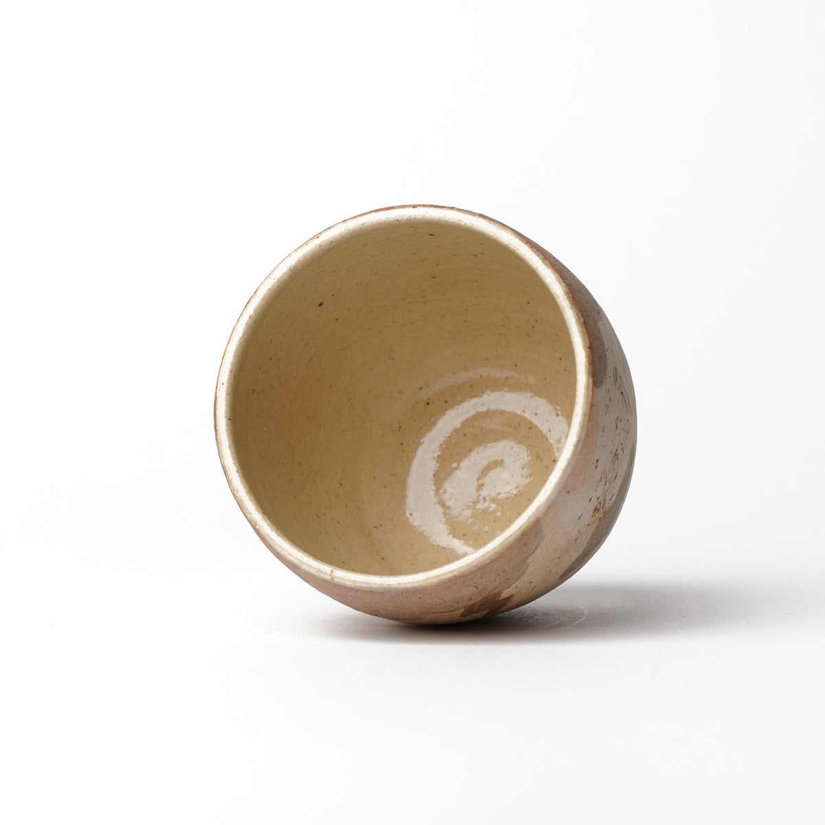 Izumi Sakai Yunomi Tea Cup with gold with gold