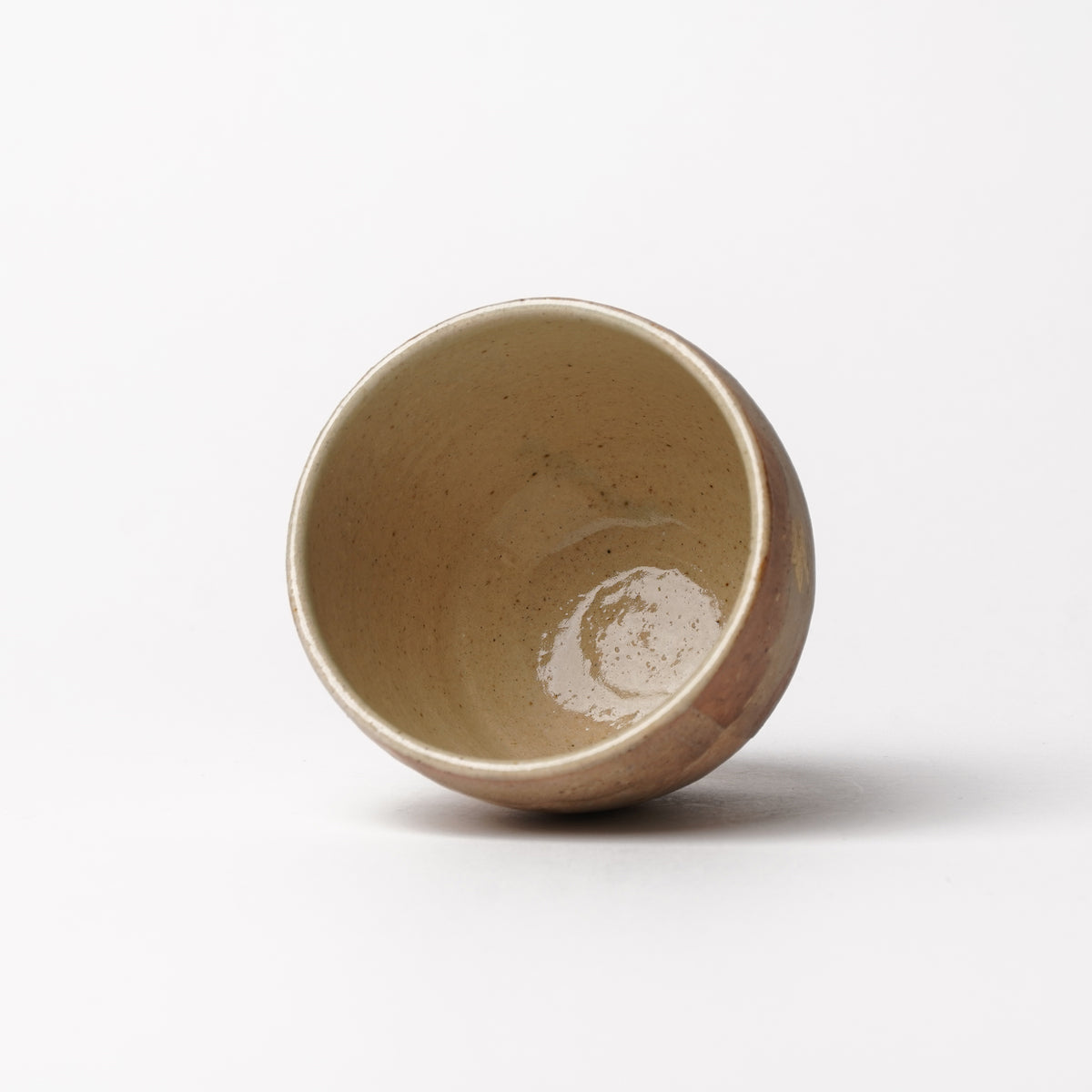 Izumi Sakai Yunomi Tea Cup with gold with gold