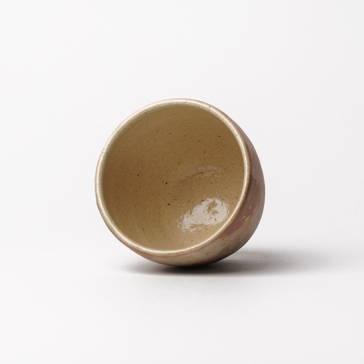 Izumi Sakai Yunomi Tea Cup with gold with gold