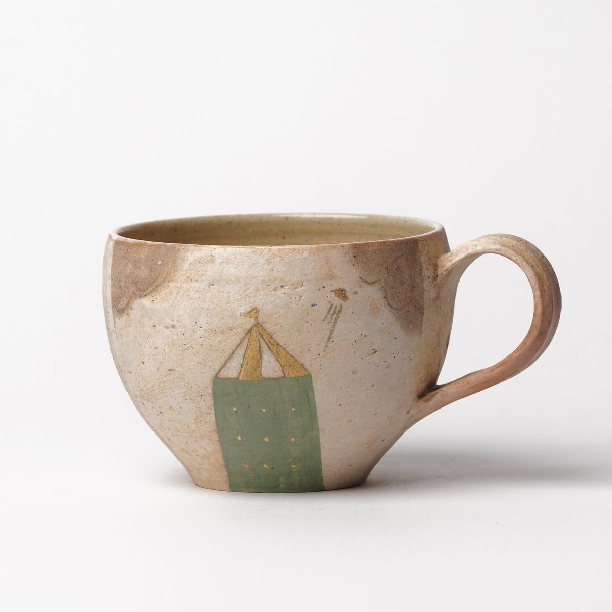 Izumi Sakai Mug with Gold