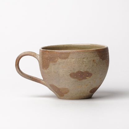Izumi Sakai Mug with Gold