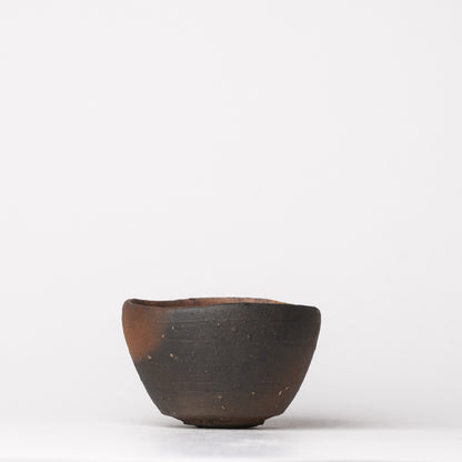 Nobuhito Nakaoka Guinomi Sake Cup Tanka Yakishime with Gold