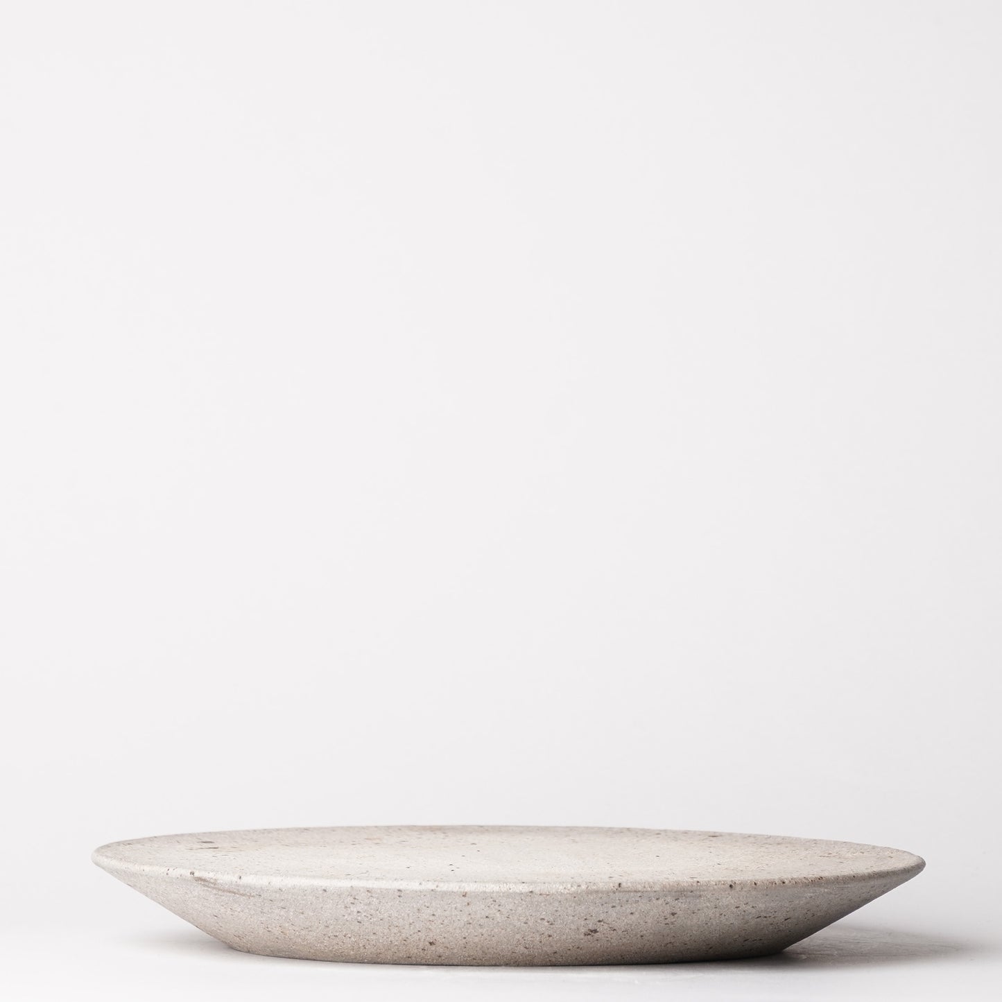 Yusuke Wakasa Double sided White Sand Dinner Plate