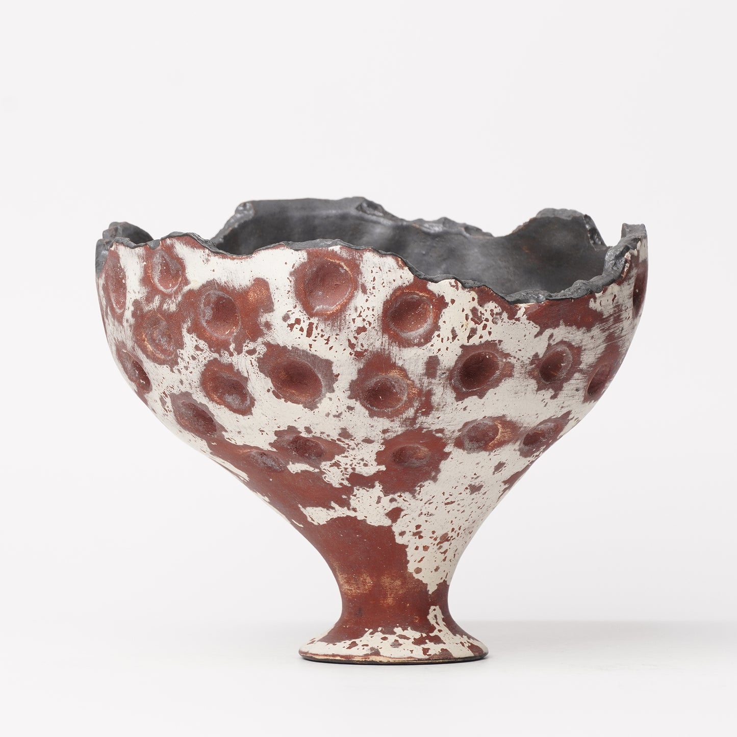 Nobuko Konno planter