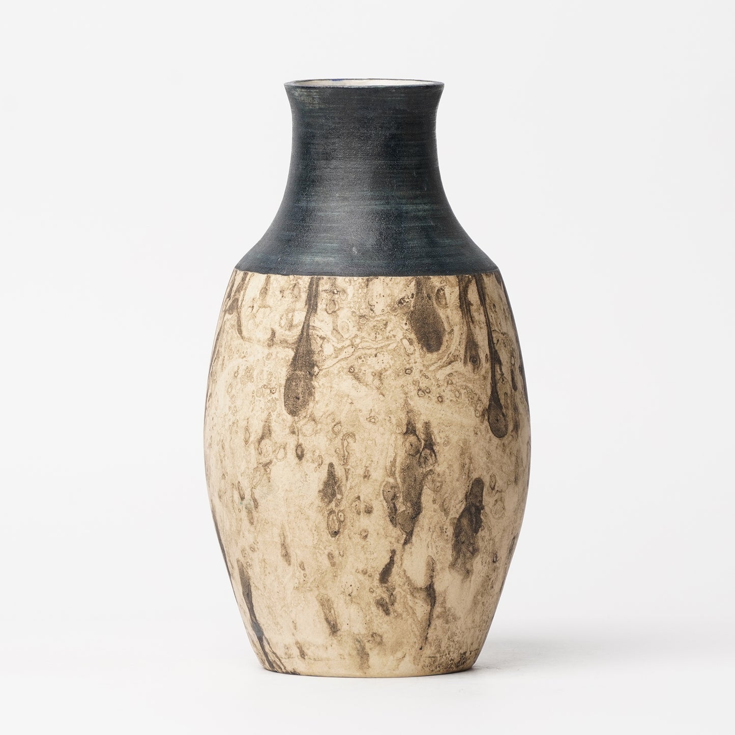 Nobuko Konno Flower Vase