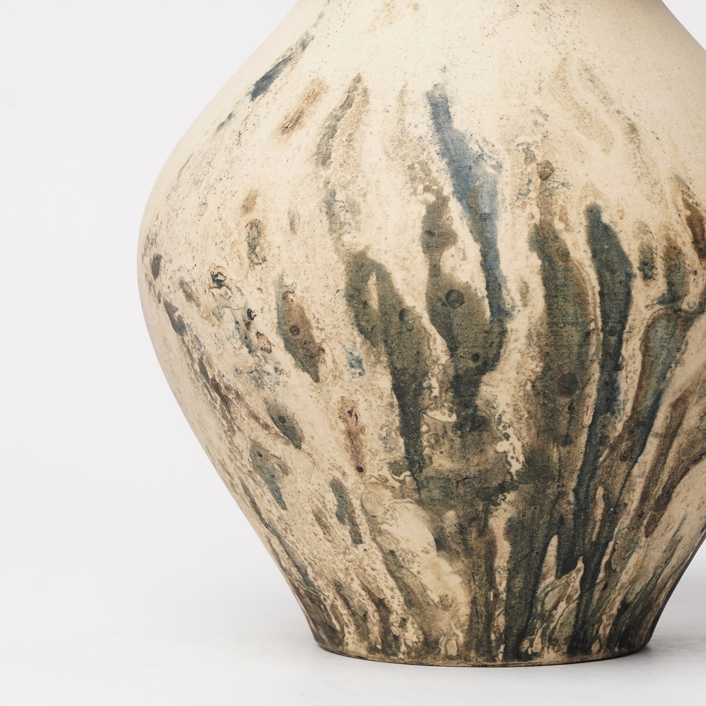 Nobuko Konno Flower Vase