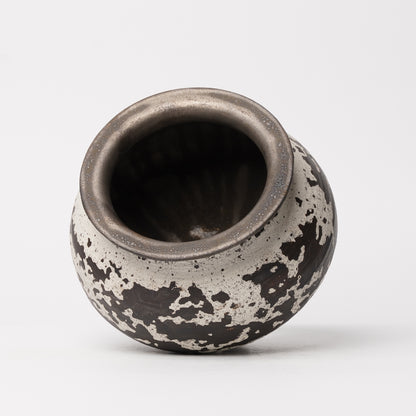 Nobuko Konno planter