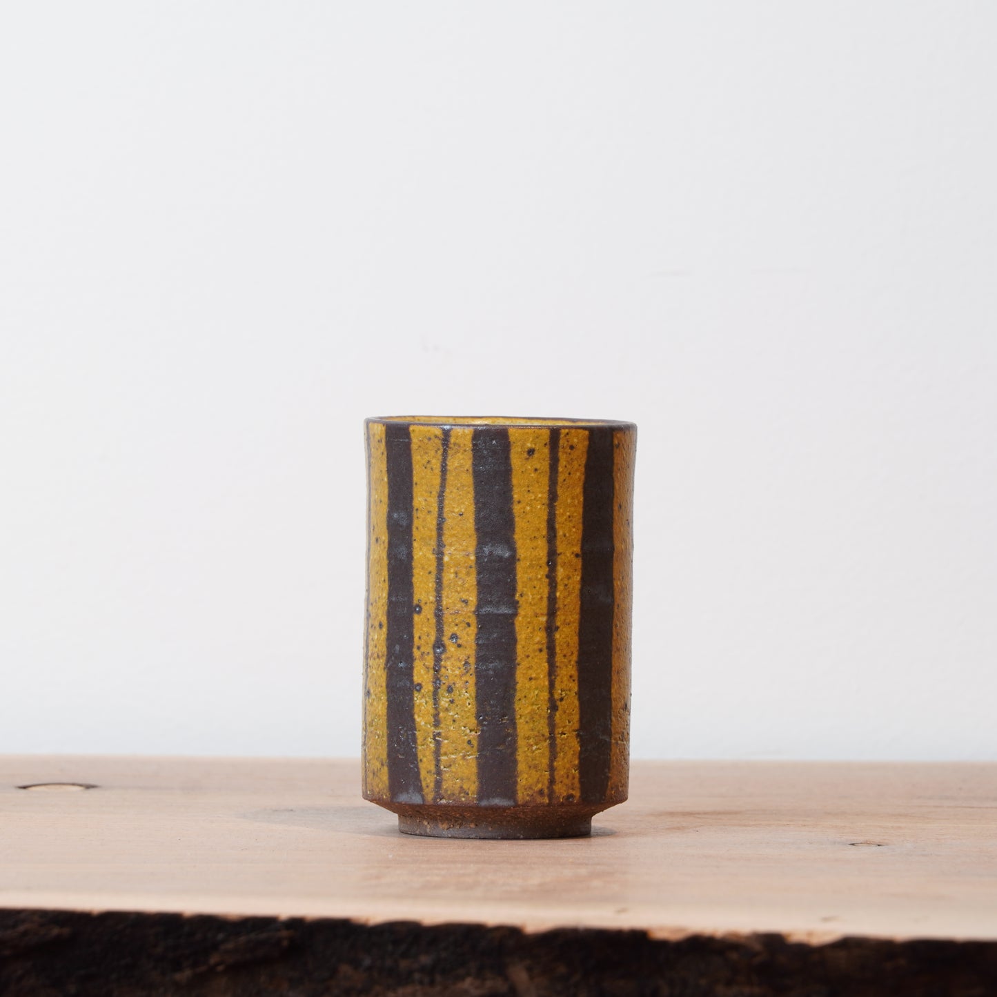 Toshinobu Araya Ryukakugama Yunomi Tea Cup