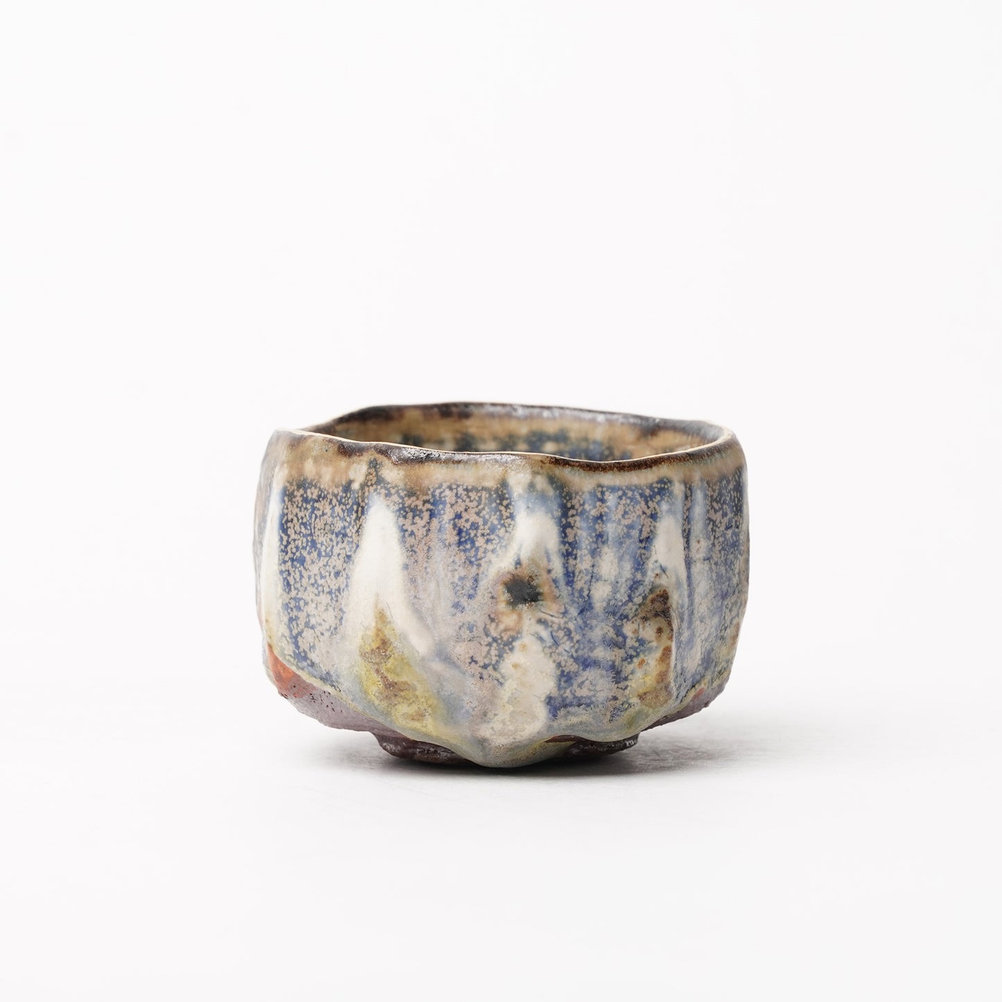 Nobuhito Nakaoka Colored Ash Glaze Guinomi Sake Cup with Gold