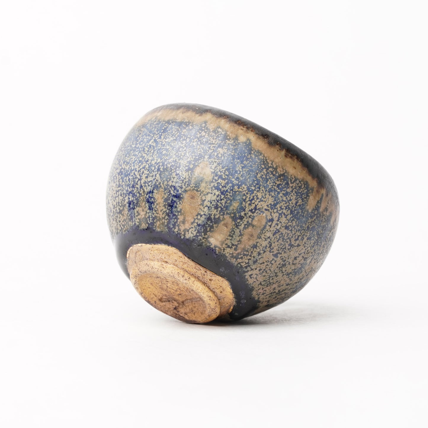 Nobuhito Nakaoka Colored Ash Glaze Guinomi Sake Cup with Gold