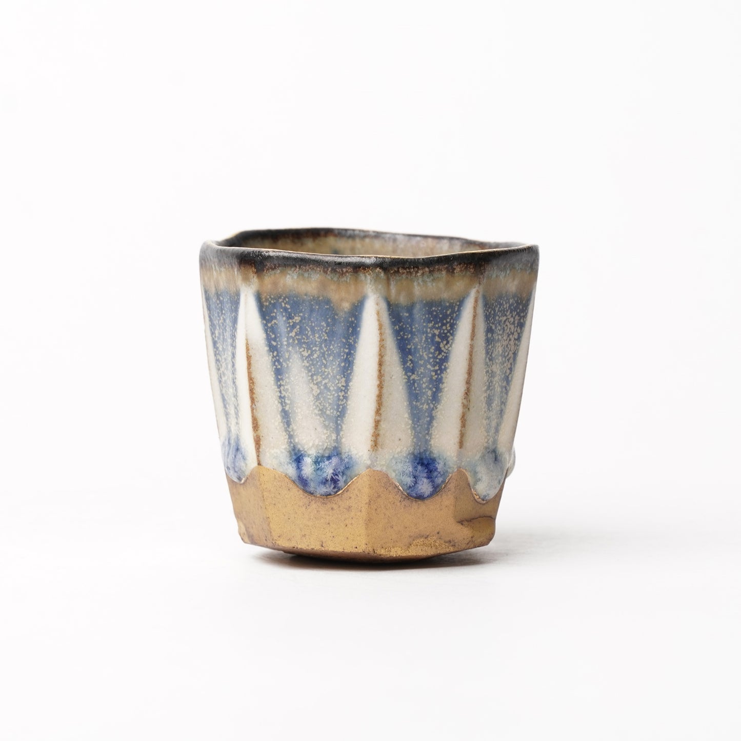 Nobuhito Nakaoka Colored Ash Glaze Guinomi Sake Cup with Gold