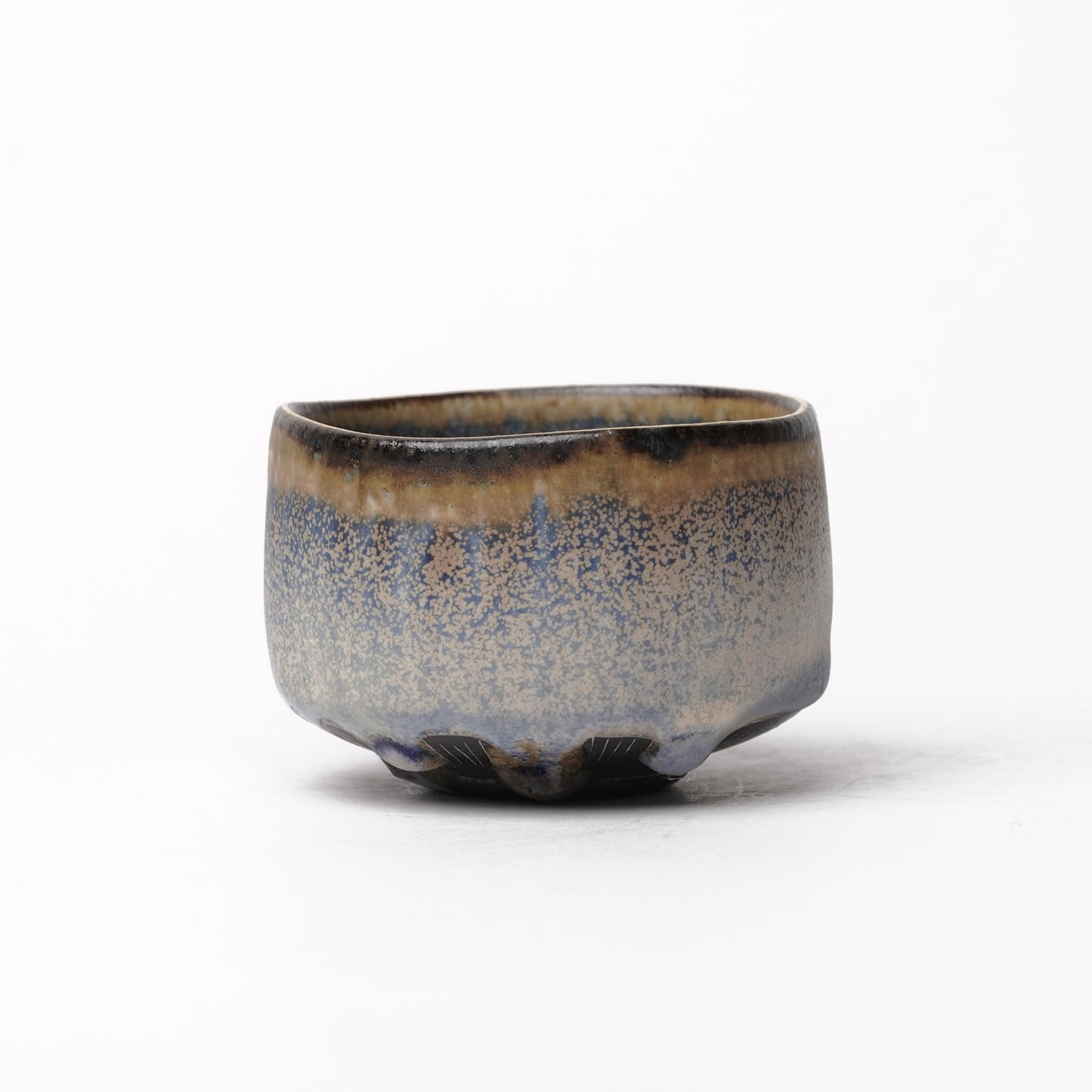 Nobuhito Nakaoka Colored Ash Glaze Guinomi Sake Cup with Gold