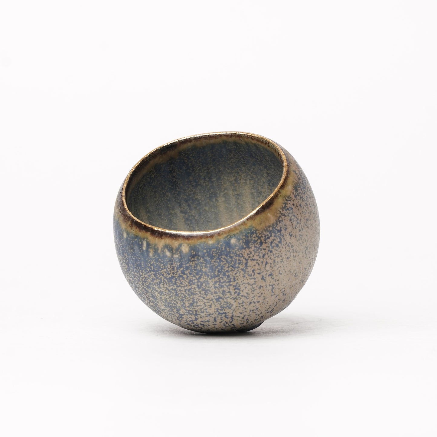 Nobuhito Nakaoka Colored Ash Glaze Guinomi Sake Cup with Gold