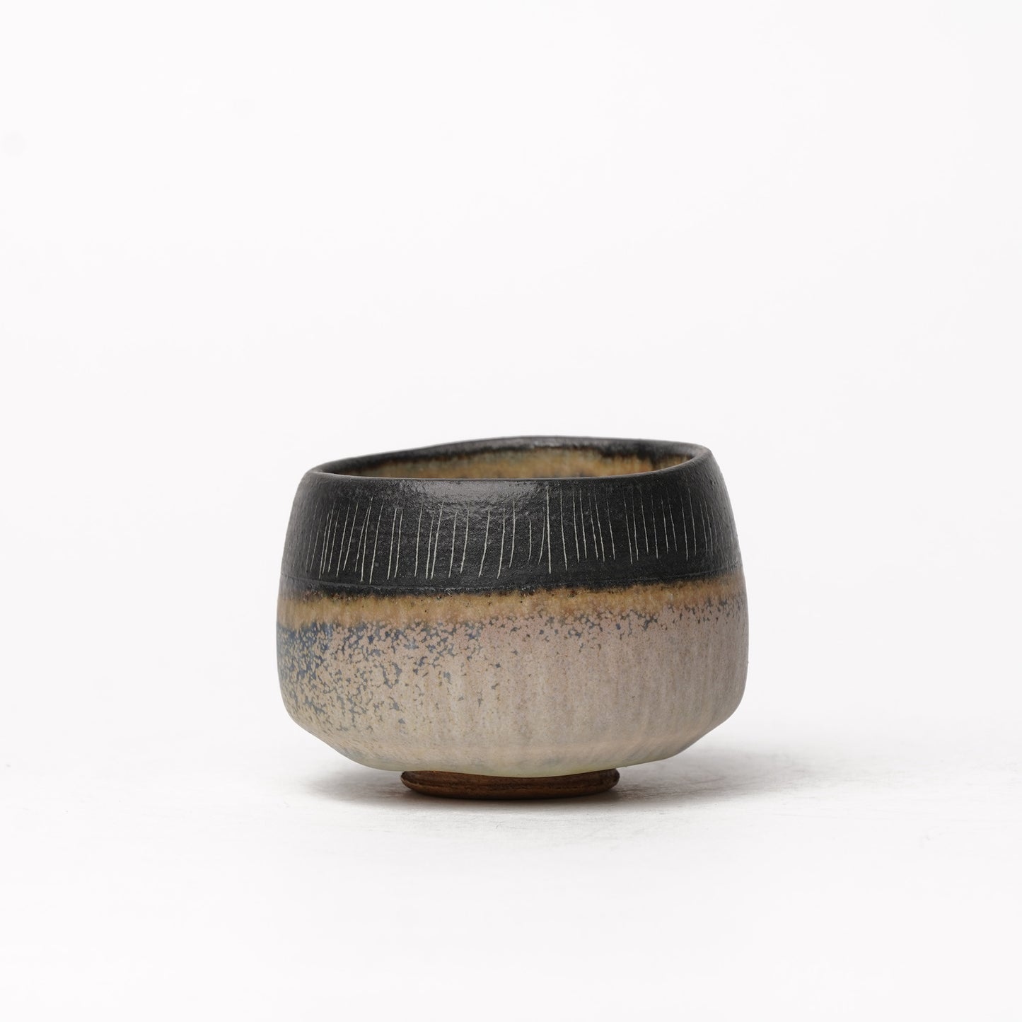 Nobuhito Nakaoka Colored Ash Glaze Guinomi Sake Cup with Gold
