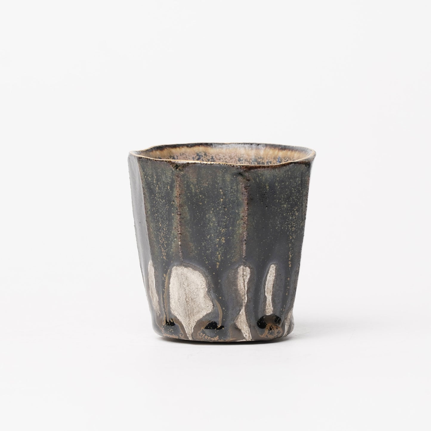Nobuhito Nakaoka Colored Ash Glaze Guinomi Sake Cup with Silver Gold