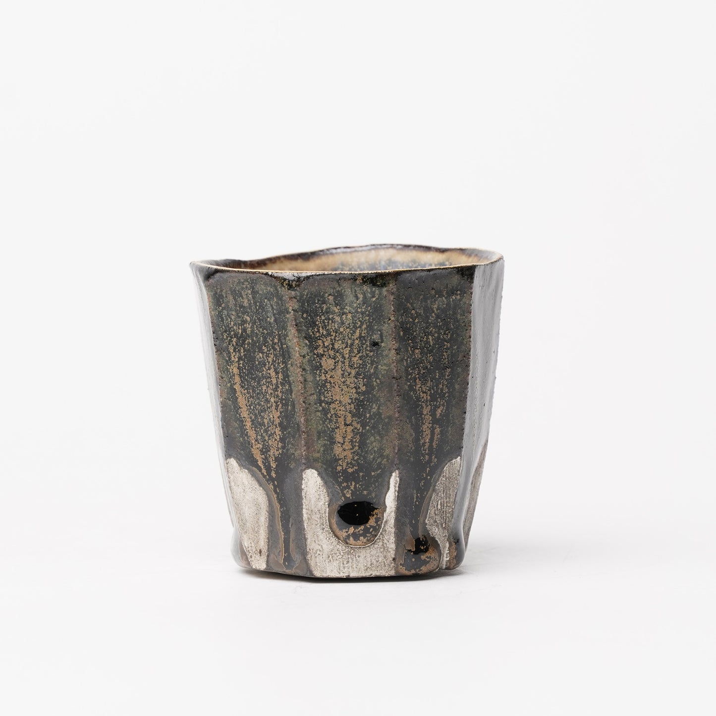 Nobuhito Nakaoka Colored Ash Glaze Guinomi Sake Cup with Silver Gold