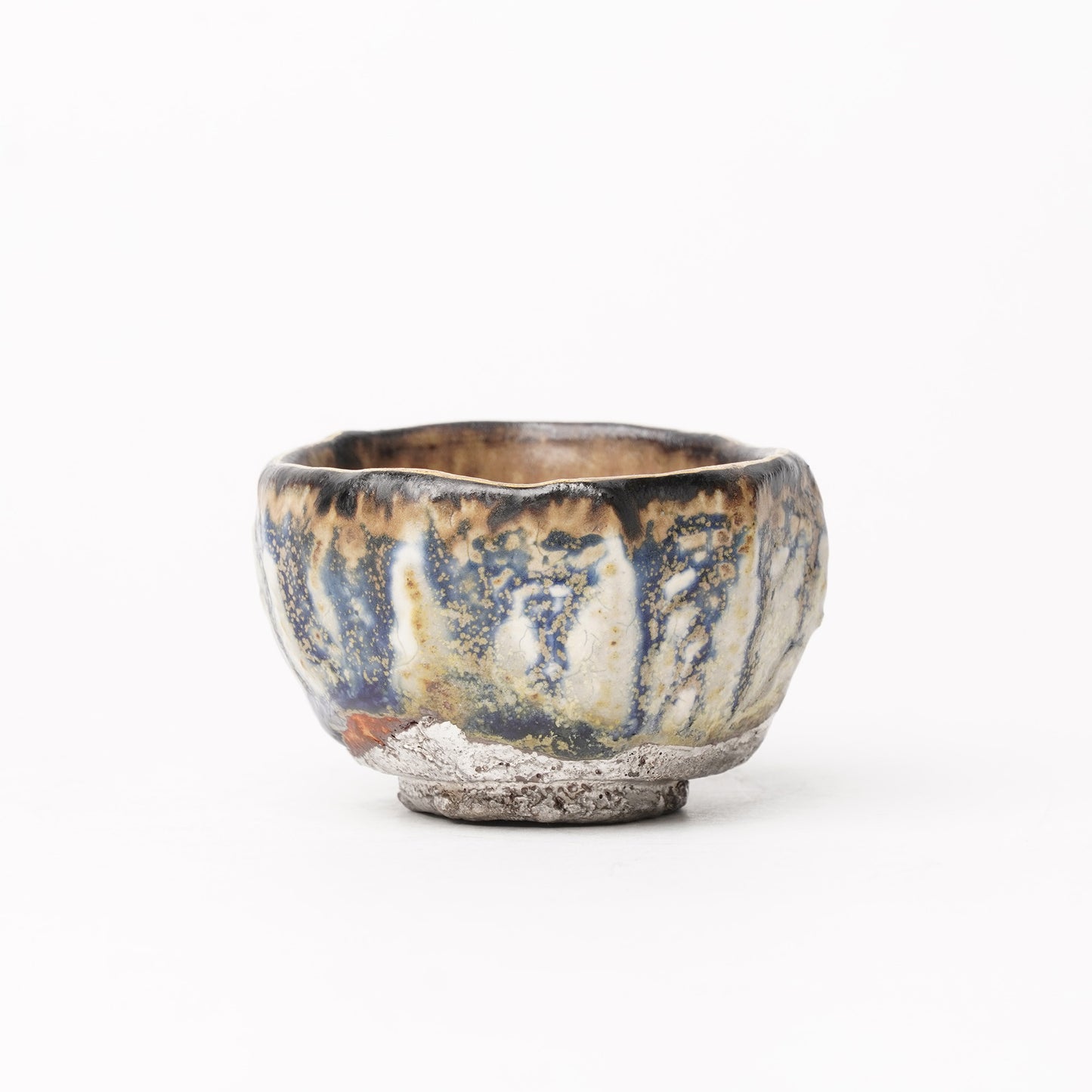 Nobuhito Nakaoka Colored Ash Glaze Guinomi Sake Cup with Silver Gold