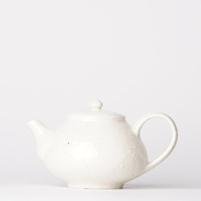 Kaoru Sakurai Tea Pot