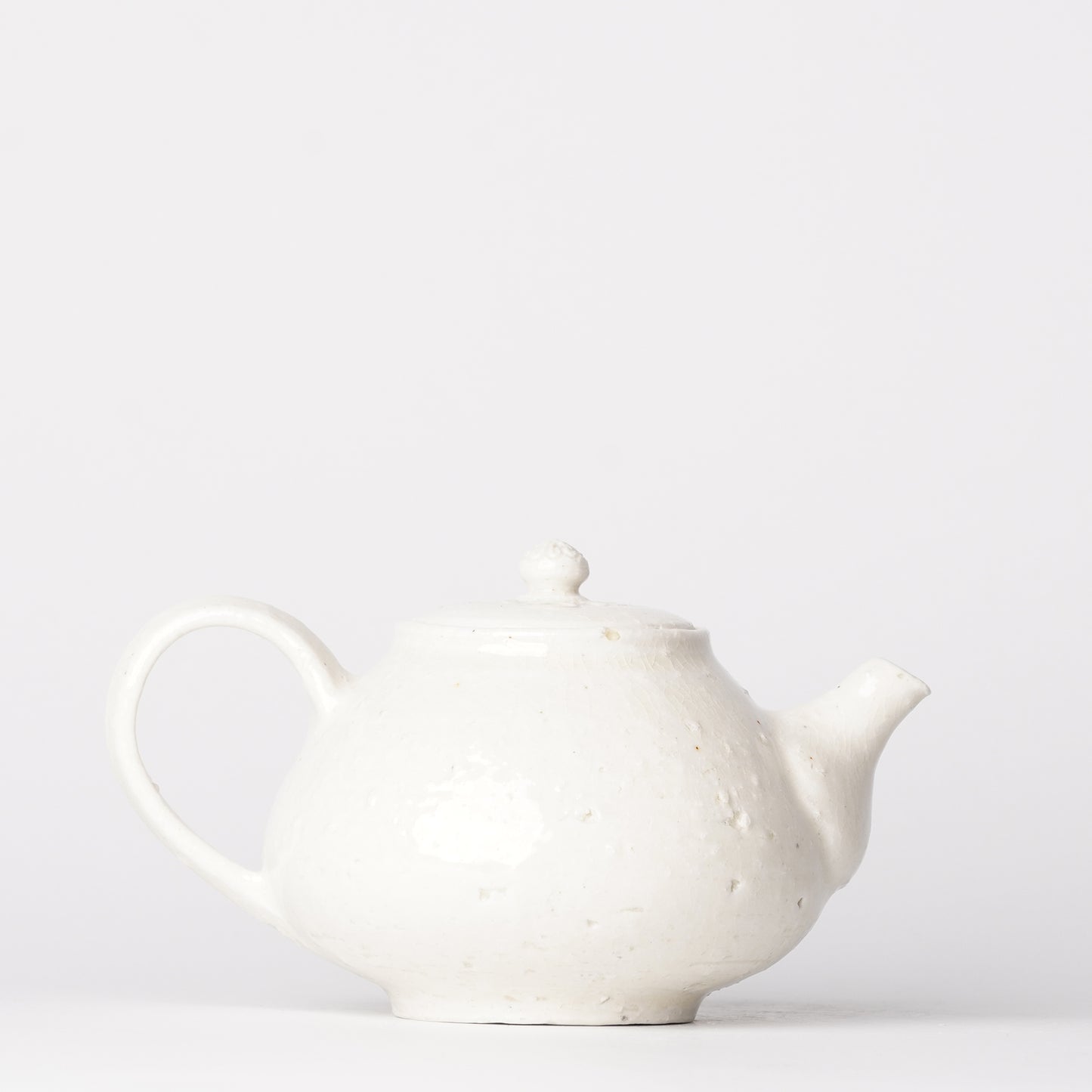 Kaoru Sakurai Tea Pot