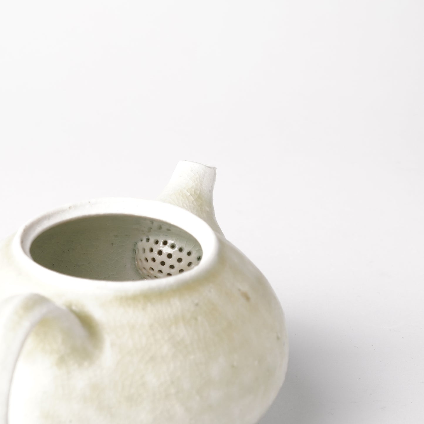 Kaoru Sakurai Tea Pot