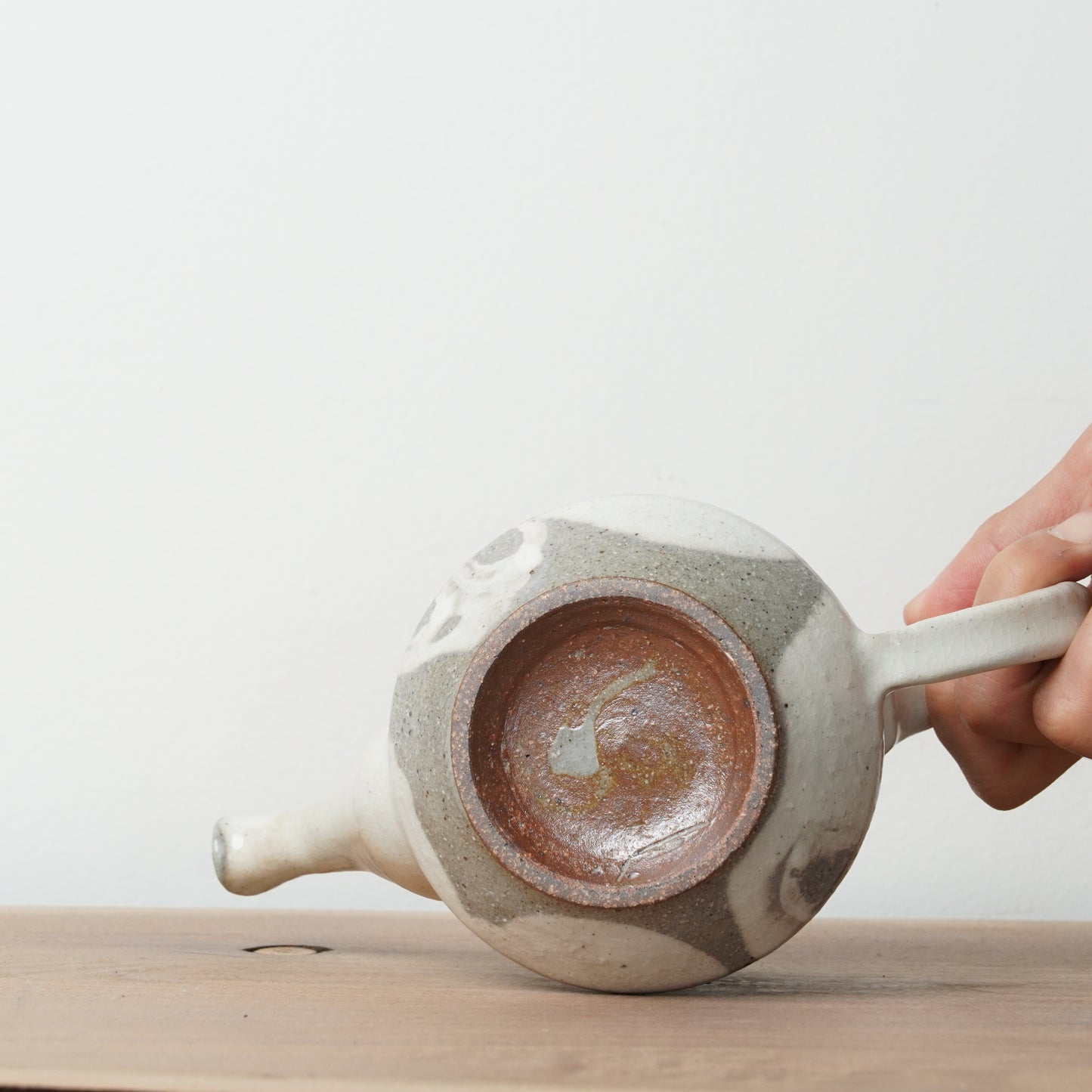 Toshinobu Araya Ryukakugama Kohiki Tea Pot