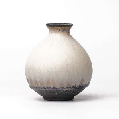 Nobuhito Nakaoka Colored Ash Glaze Tokkuri Sake Saucer