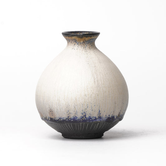 Nobuhito Nakaoka Colored Ash Glaze Tokkuri Sake Saucer