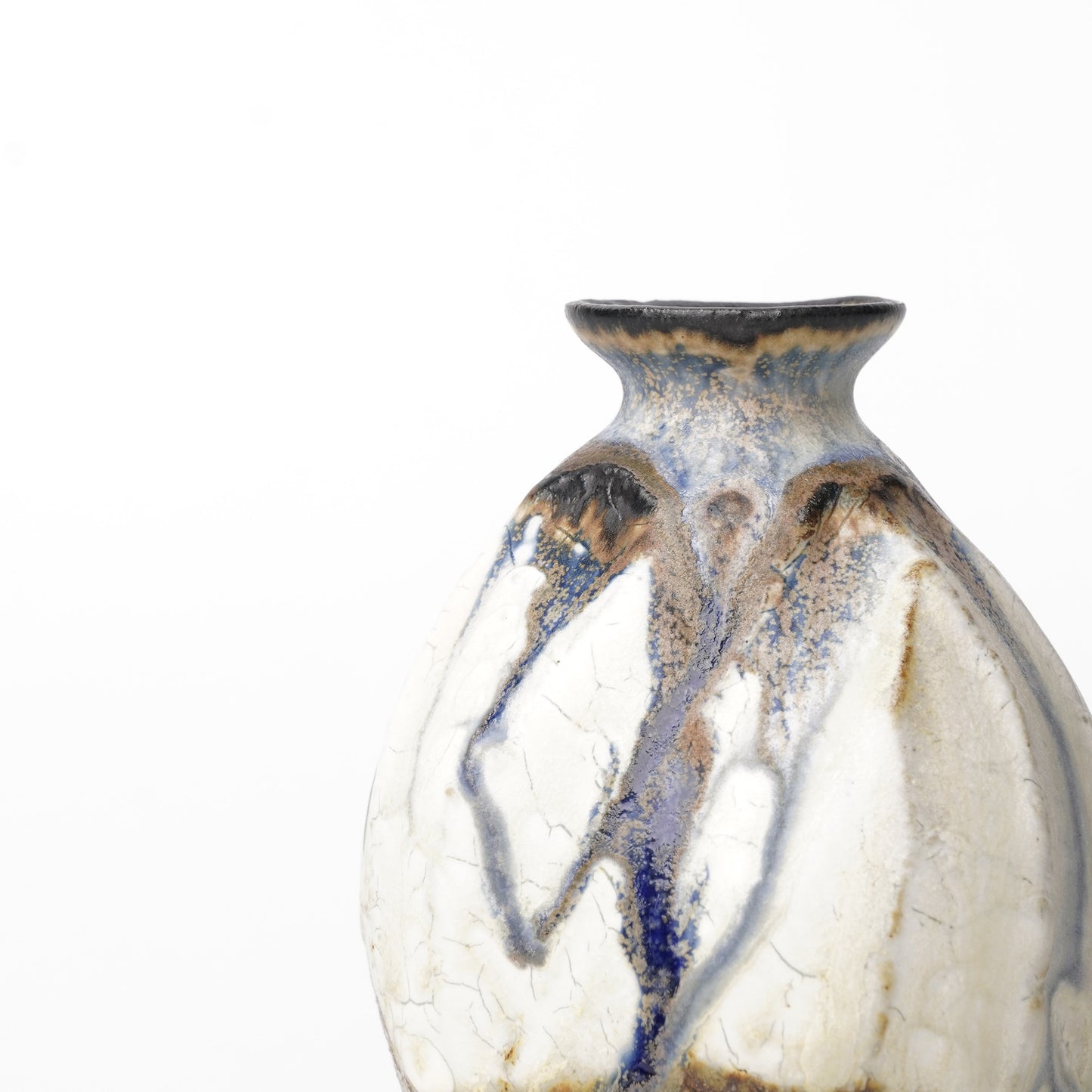 Nobuhito Nakaoka Colored Ash Glaze Tokkuri Sake Saucer