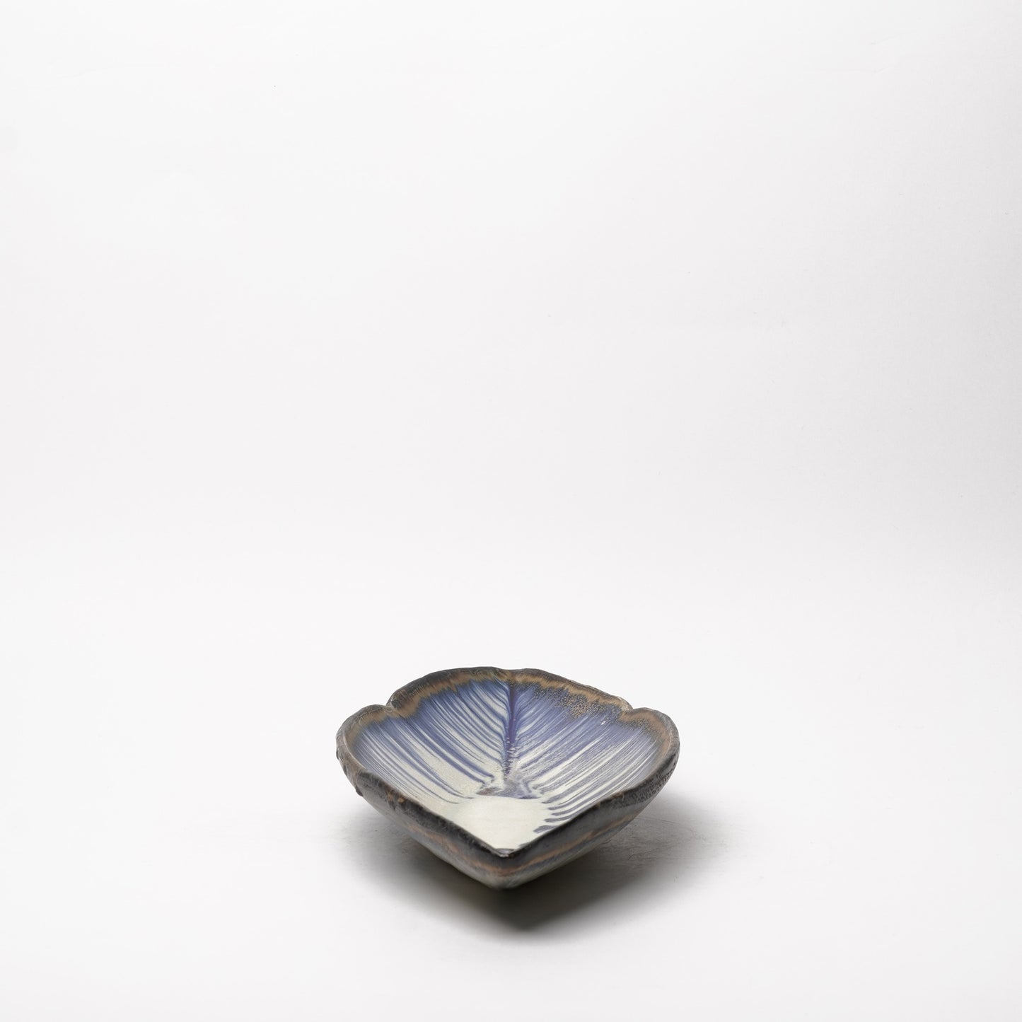 Nobuhito Nakaoka Colored Ash Glaze Leaf Shaped Bowl