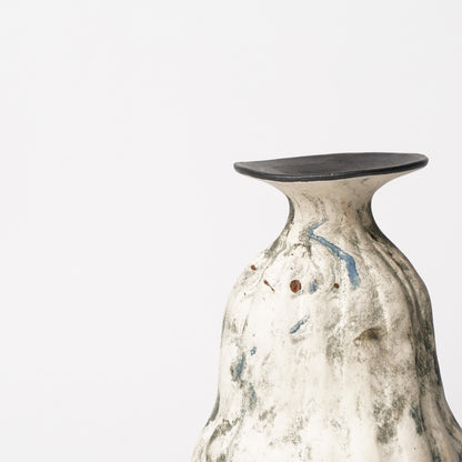 Nobuko Konno Vase