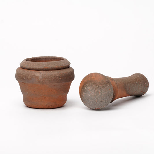 Ichiro Mori Spice Mill With lid Pestle Bizen Woodfired