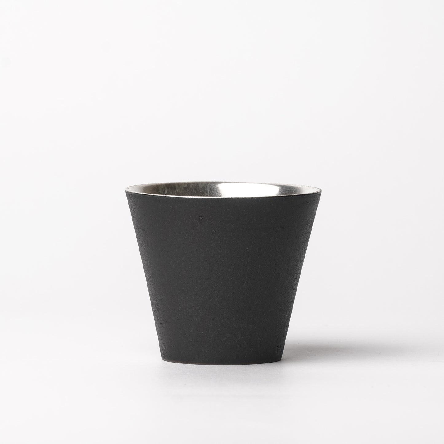 Hands of Mino Exhibition Tatsuya Hattori Cup with silver