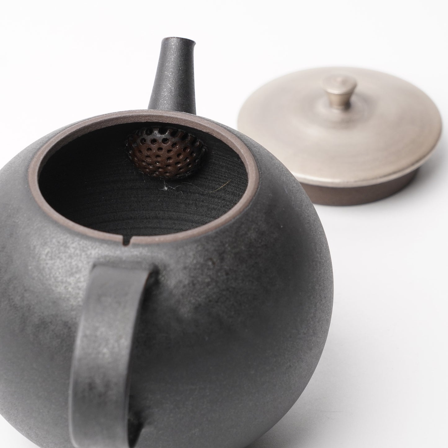 Hands of Mino Exhibition Tatsuya Hattori Tea Pot with silver